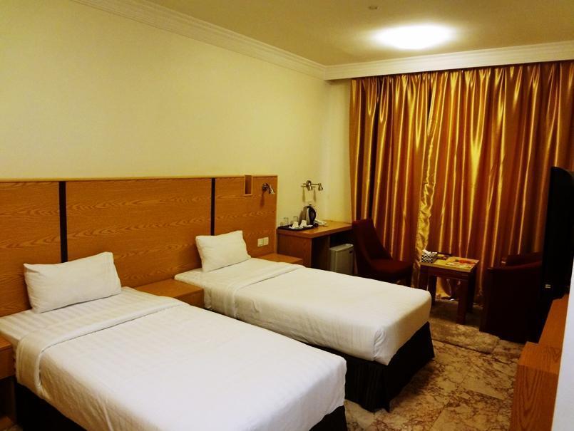 Al Reef Hotel Маскат Экстерьер фото
